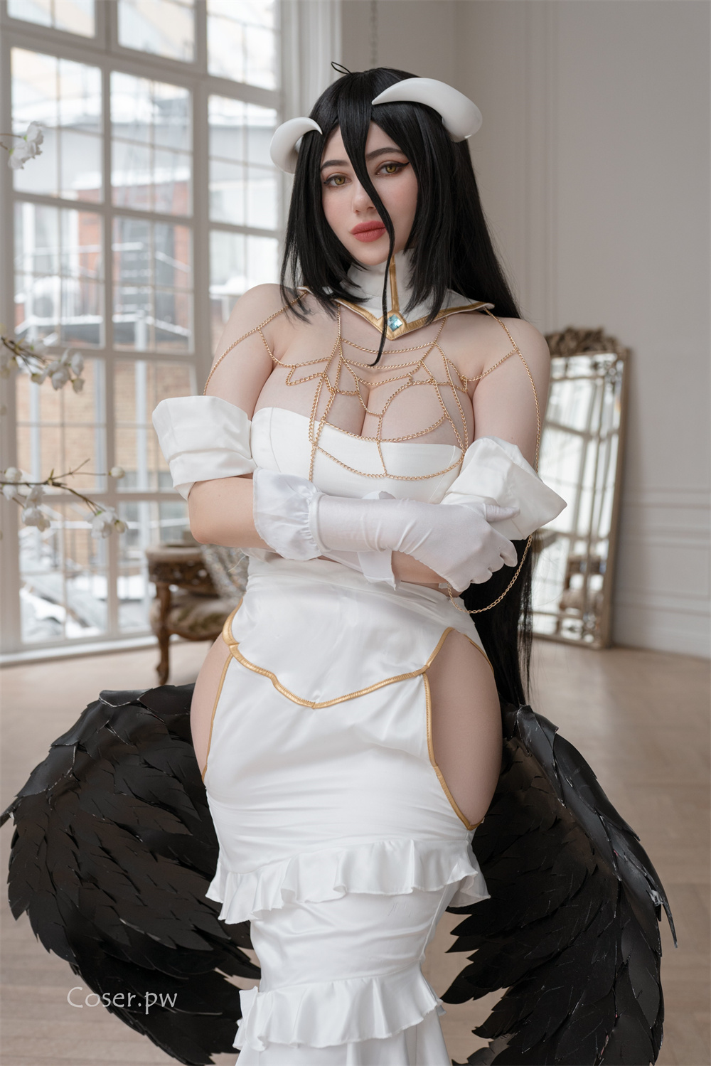 Alina becker albedo cosplay